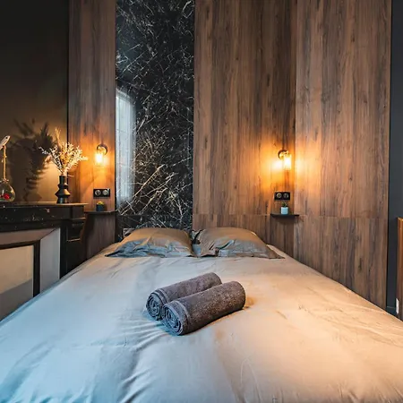 Balnéo Des Sacres-reims-centre Appartement *