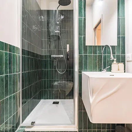Balneo Des Sacres-reims-centre Apartman Reims