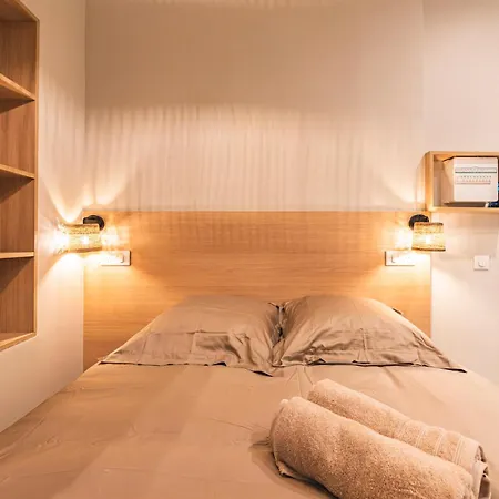 Balnéo Des Sacres-reims-centre Appartement Reims