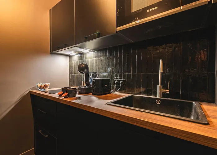 Balnéo Des Sacres-reims-centre * Reims